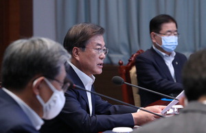 �� ����� ��8000�� �ܷ� �� ����ȭ ��ӡ� �ǵ��� �� ���١�