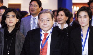 ���ѻ纮 �Ｚ�� Ű�� ��� �Ÿ� ����