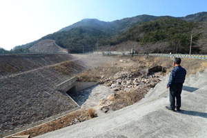 �ѷ��ػ� ������Ʈ ���ս��͡� �Ǹ� ����