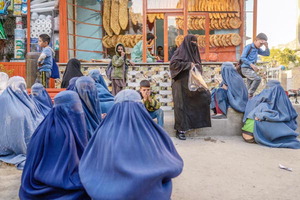 Ż������ ������������ ���� ��ٸ��� ������