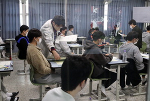 �ΰ�� �۳⸸ 106�� ����������AI�а� 3��� 6�� �ż���