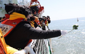 ¡®¼¼¿ùÈ£ 9Áֱ⡯ ħ¸ô ÇØ¿ª¼ ¼±»ó Ã߸ð