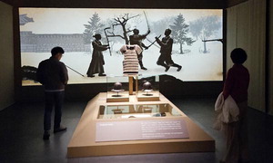 µ¿·¡¼º ÀüÅõ ÇöÀå¼ ÃâÅäµÈ °©¿Ê, ºÎ»ê¹Ú¹°°ü¼ ¸¸³´Ù