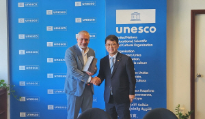 ���׽��� ������������ȸ, ���� 7�� �λ꼭 �����١� ���� ù ��ġ