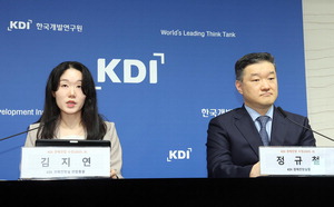 ¡®°Ç¼³ÅõÀÚ ºÎÁø¡¯ ¹ß¸ñ ÀâÈù ùÛ¡¦KDI ¼ºÀå·ü Àü¸Á 0.8% À¯Áö(Á¾ÇÕ)