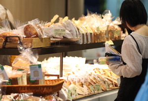 �λ� �� ���� 1�� �� 6% �޵��990�� �ұݻ��� ���� Ȯ���ϳ�(����)