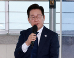   "̽  츮 濡 ܱ ִ "