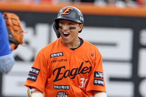 [�λ��̵� �ƿ����̵�] 19�� ���� ��ƺ� �ѱ��ø���վƼ� ��ȭ �ݰ� ������ Ư��