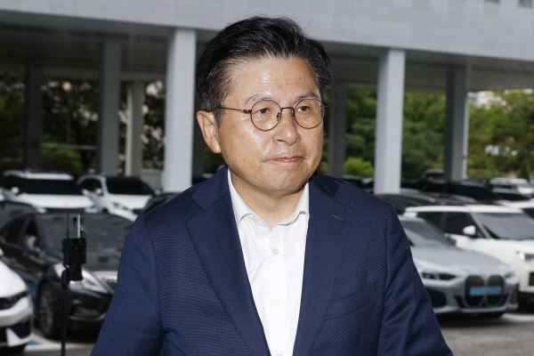 국제신문: 내란특검, 황교안 전 총리 체포영장 집행 속보