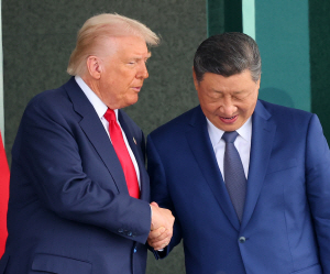 Æ®·³ÇÁ ³»³â 4¿ù¿¡ Áß±¹°£´Ù, ½ÃÁøÇεµ °°Àº ÇØ ±¹ºóÀÚ°Ý ¹Ì±¹ ÃÊû