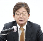 ���¹� ���뼱 �� �Ѹ��� ���� ������� ���� ��ȭ�����ڿ��� �� ���ߴ١�(����)