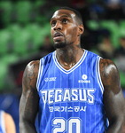 ��Ǿ� ���� ���KBL, �������翡 ����� �ΰ� ¡��