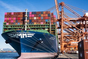 ������ �λ� ������ ���� �߽ɿ� HMM��1�� ��� �������� ź��