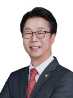 ������ ������ Ȱ��ȭ �뿪�� Ȱ��ȭ���� ���� �������� �Ÿ��� ����