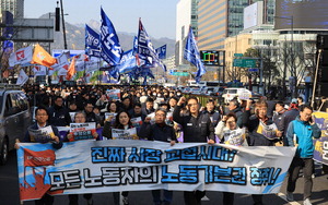 ������������� ���� ù�� �γ��� ����