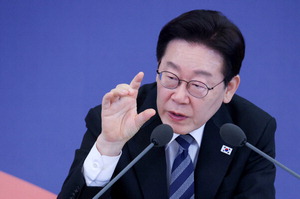 � ���ֽ� �� �� �� ��Ʋ �� �ֳ������ŷ��� ������ �Ϸ� ���� �غ� �ߡ�(����)