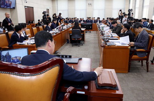 ���۷ι������� ������ �� ����? ���� �����Ⱓ ���濡 ���� ���