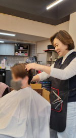 �������, �λ� ���� �ʷ�6�� ����� û�ҳ⿡ �ſ� ���� ĿƮ ����