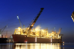 �Ｚ�߰��� �ʴ��� FLNG ���̾� ����, ���ΰ� �ؾ��÷�Ʈ ����