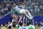 '�뿪����' �Ƹ���Ƽ��, ����Ʈ ��� 8����