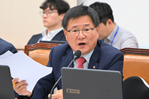 �뵿û, 100�� ü�� �����Ź� ������ ���� ���� �������'